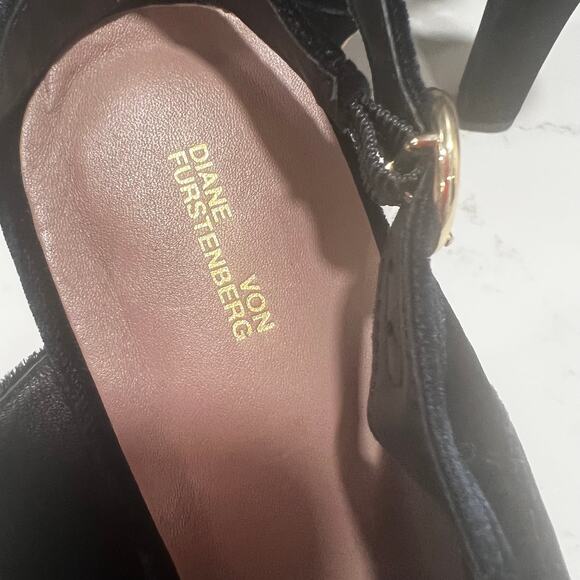 New Diane Von Furstenburg Tabby Velvet Platform Slingback Sandals Navy Sz 8.5 - Picture 3 of 9